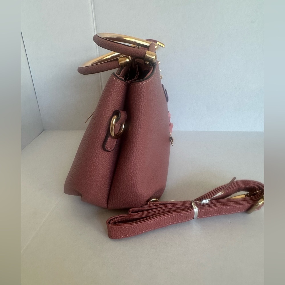 Downupdown Women's Floral 3D Handbag - Picture 5 of 8